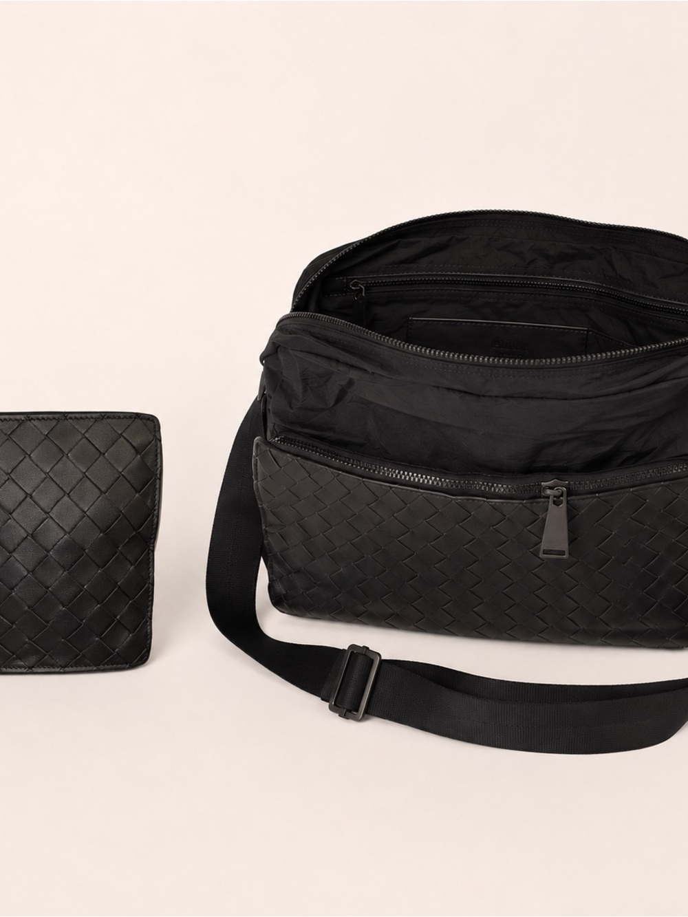 Bottega Veneta Intrecciato Leather Nylon Packable Messenger Crossbody Bag Black